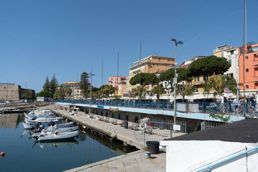 La Casa Del Marinaio Lägenhet Sanremo Exteriör bild